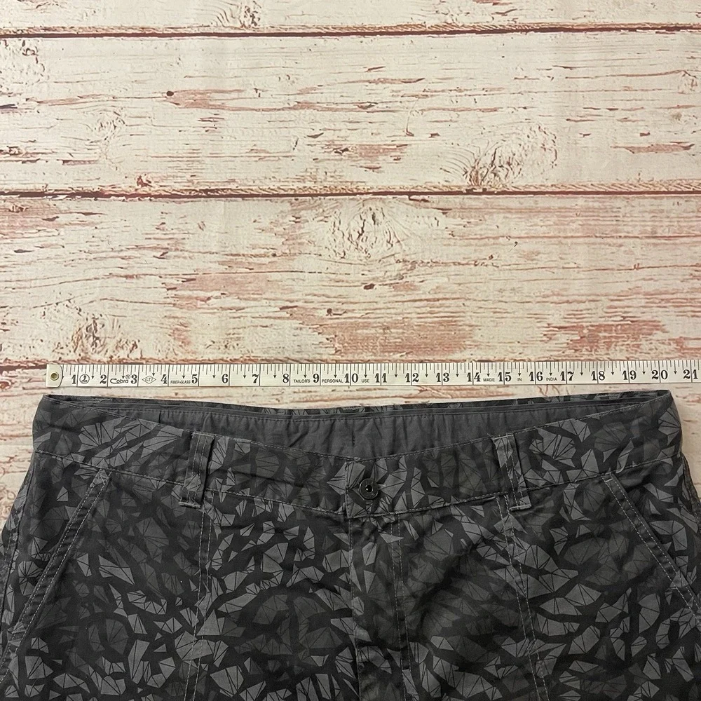 Air Jordan Men's‎ Gray Geometric Design Chino Cotton Shorts Size 40 Drawstring